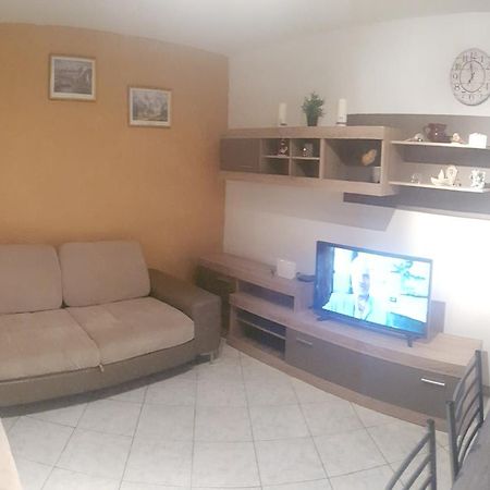 Apartman 4 Kilometar To City Centar Split Exteriér fotografie