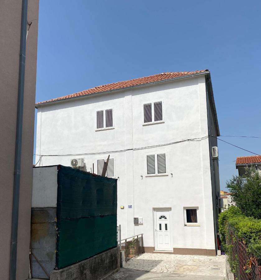 Apartman 4 Kilometar To City Centar Split Exteriér fotografie