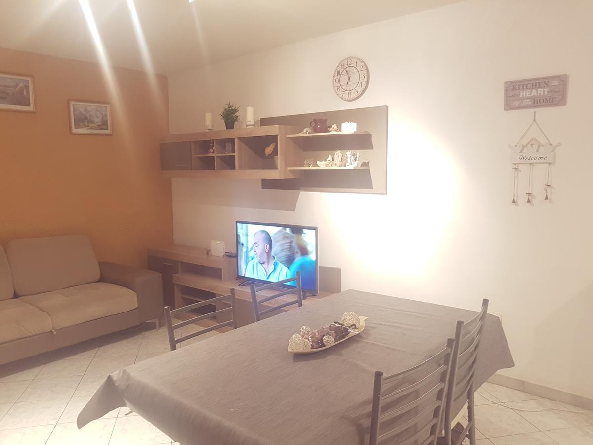 Apartman 4 Kilometar To City Centar Split Exteriér fotografie