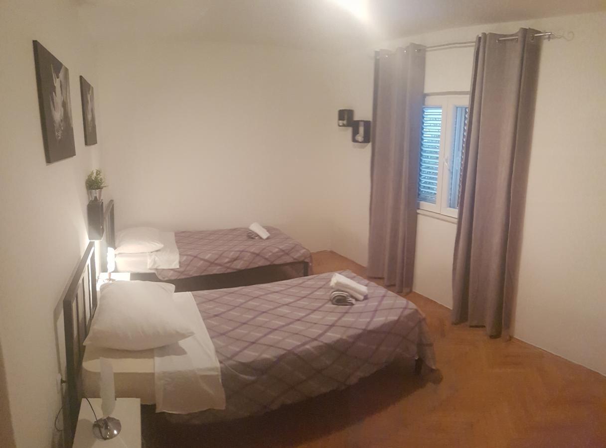 Apartman 4 Kilometar To City Centar Split Exteriér fotografie